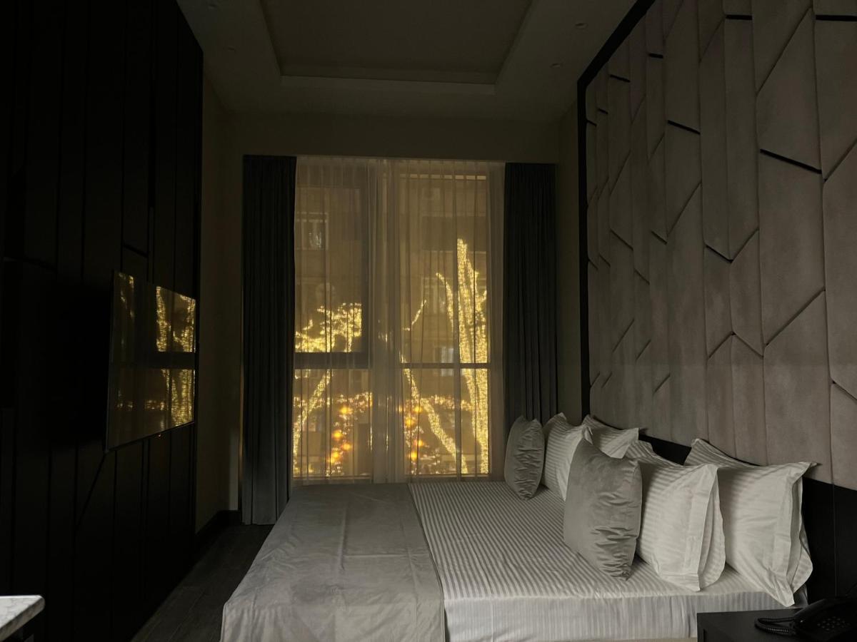Soho Hotel City Centre Ереван Екстериор снимка