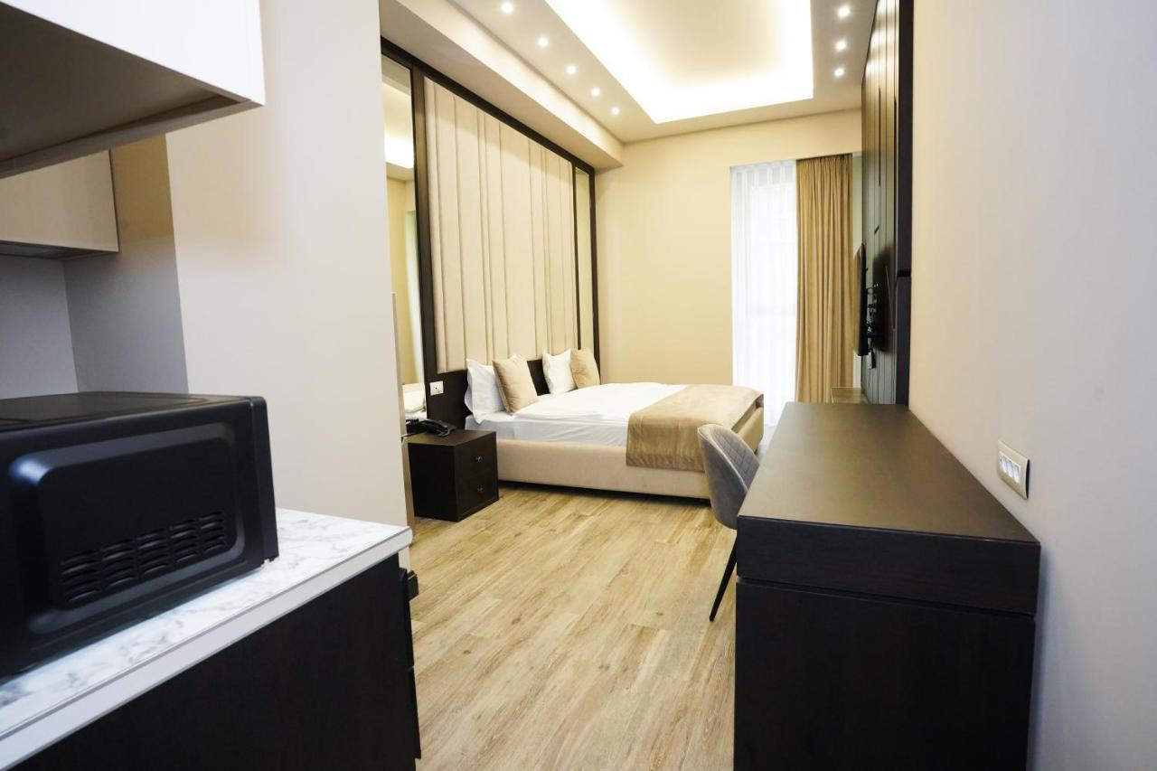 Soho Hotel City Centre Ереван Екстериор снимка