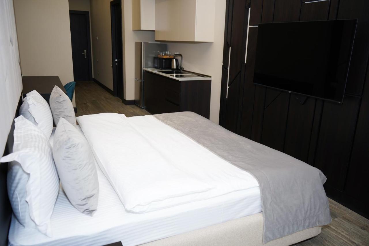 Soho Hotel City Centre Ереван Екстериор снимка