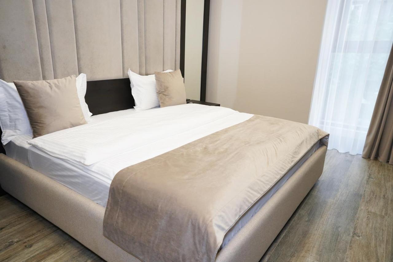 Soho Hotel City Centre Ереван Екстериор снимка
