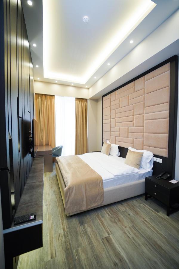 Soho Hotel City Centre Ереван Екстериор снимка