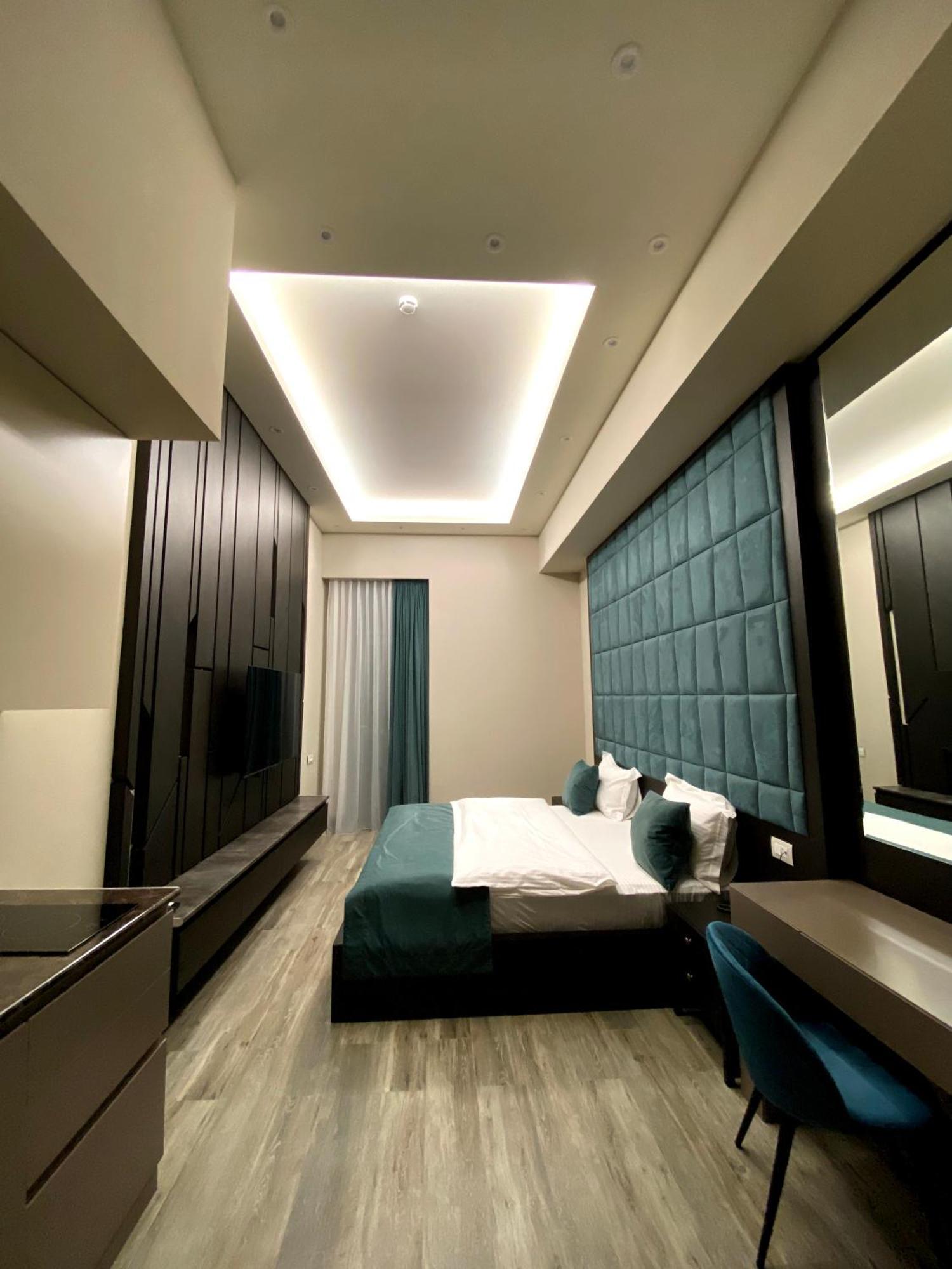 Soho Hotel City Centre Ереван Екстериор снимка